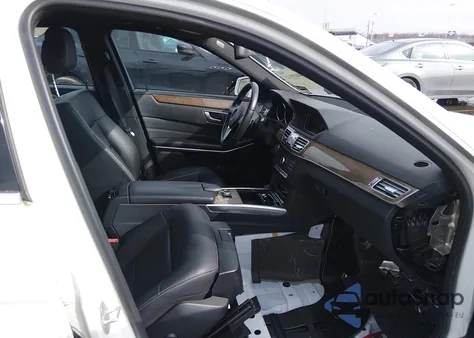 2016 Mercedes-Benz E 350 4Matic z USA, uszkodzony, nr VIN WDDHF8JB4GB209293